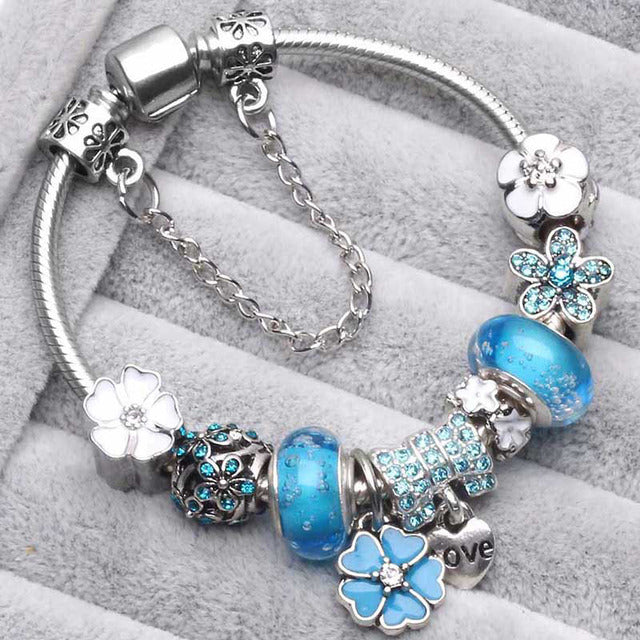 Elegante Vintage-Silberarmbänder in Blau