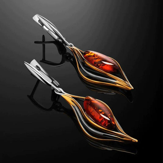 Elegante silberne Feuer-Anhänger-Ohrringe für strahlenden Glamour