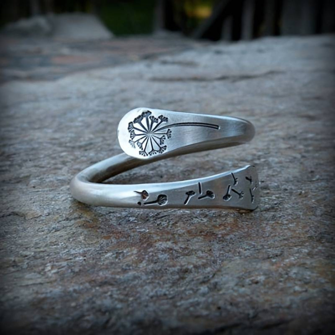 Edler Vintage-Ring im Löwenzahn-Design