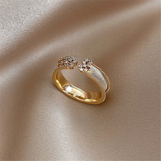 Exquisiter Goldring – Strahlende Eleganz für jeden Anlass